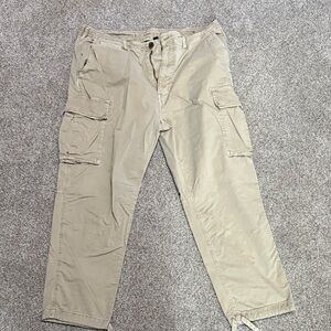 American Eagle Outfitters Light Tan Cargo Pants 36x30